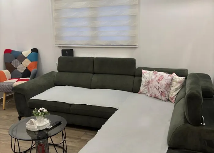 F&i شقة بيبينيا